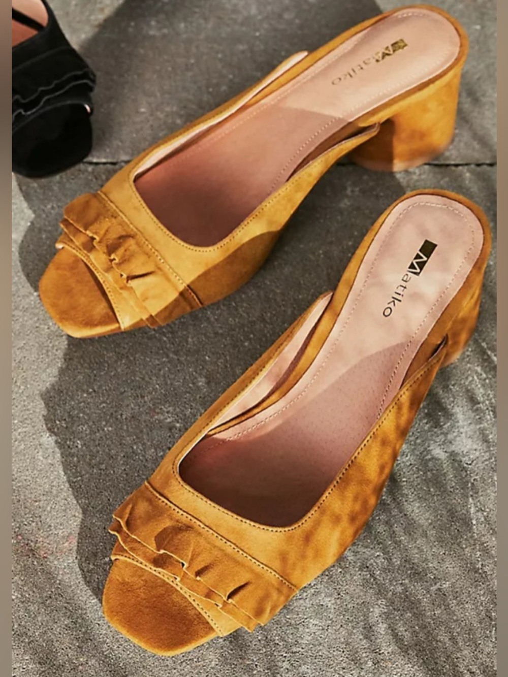 Vintage Matiko suede wren mules - size 38